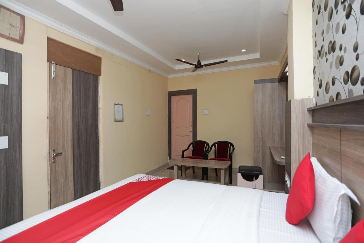 Oyo 4065 Hotel Richi Bhubaneswar Zewnętrze zdjęcie