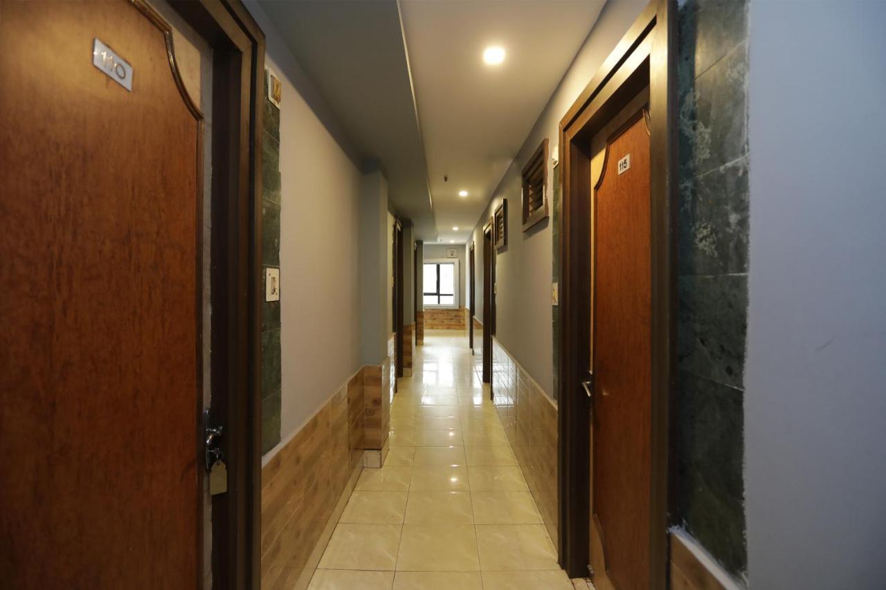 Oyo 4065 Hotel Richi Bhubaneswar Zewnętrze zdjęcie