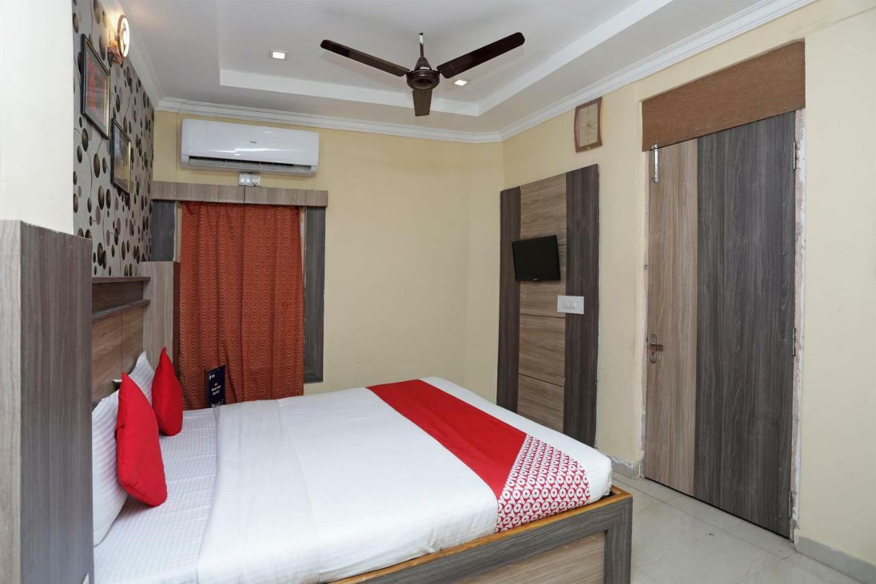Oyo 4065 Hotel Richi Bhubaneswar Zewnętrze zdjęcie